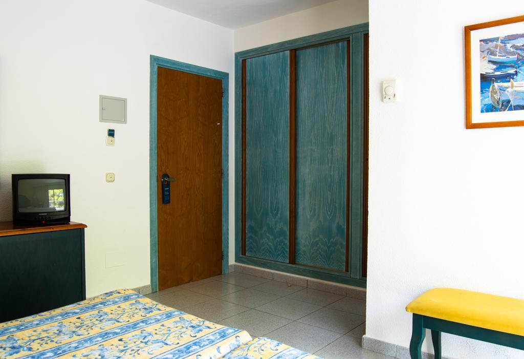 Hotel Es Pi 2 à Playa Migjorn Chambre photo